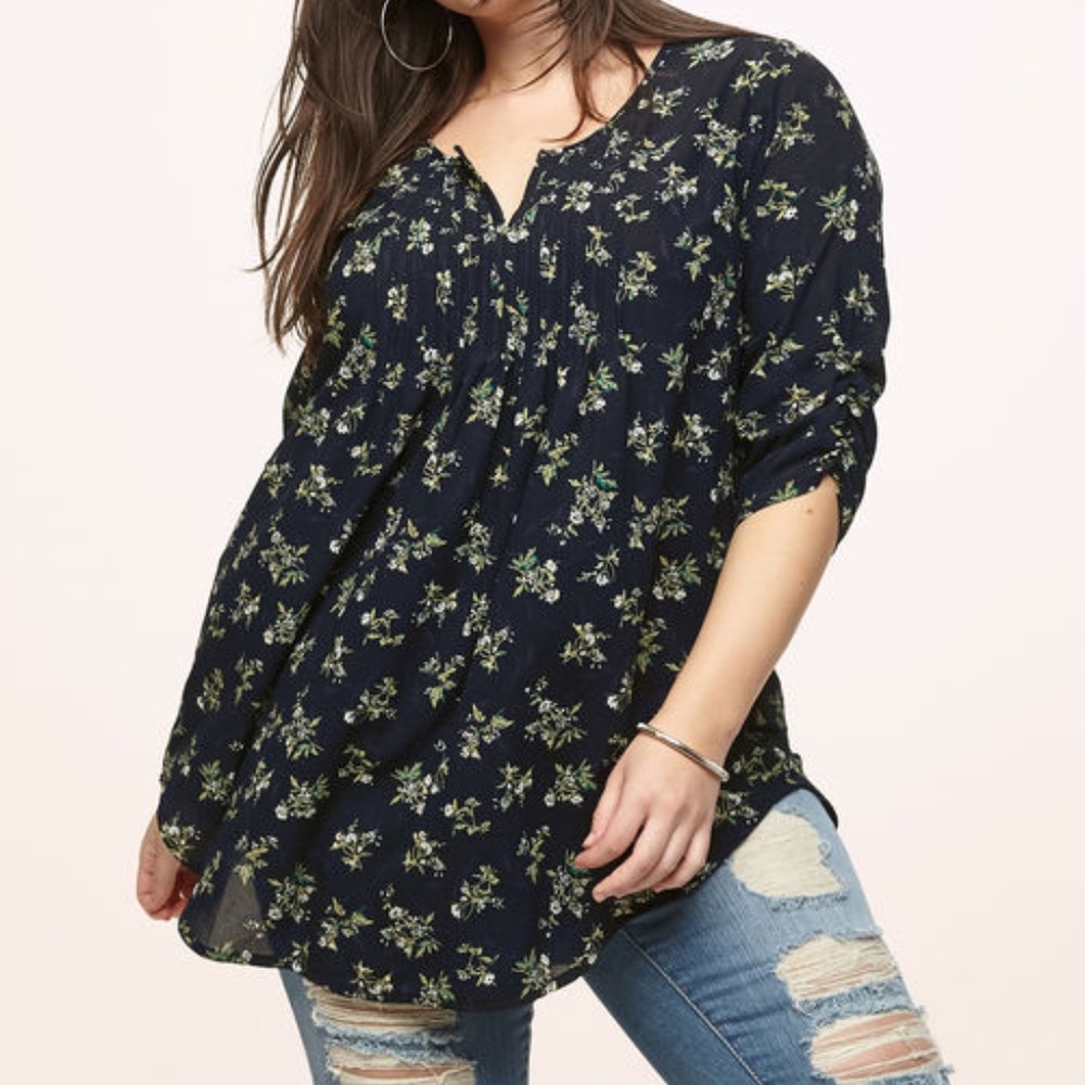 Loralette pleated floral tunic size 1x